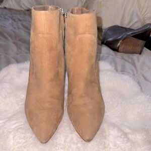 Sam Edelman Suede, light Tan Ankle Boots w/zip closures and stiletto heel.